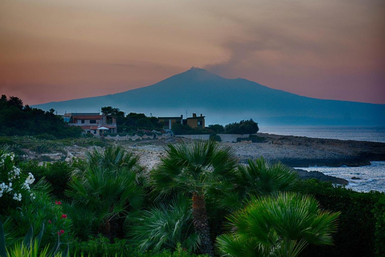 La Casa In Riva Al Mare Villa Augusta Exterior photo